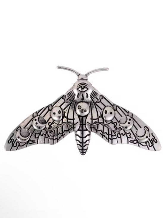 Silver Moth Hair Clip main image 4